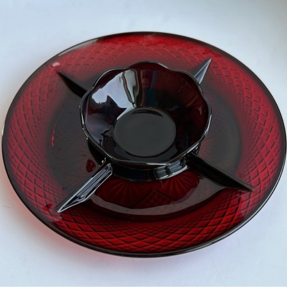‘Antique Ruby’ Cristal D'Arques France Ruby Red Divided Plate and Dip Bowl - Picture 7 of 11